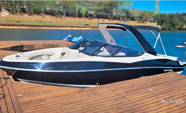 manutenção de barco seminovo